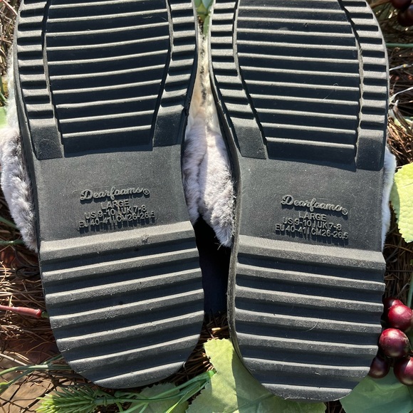 Womens size Large Dearfoam knitted and lined slippers Excellent Condition - Picture 6 of 6